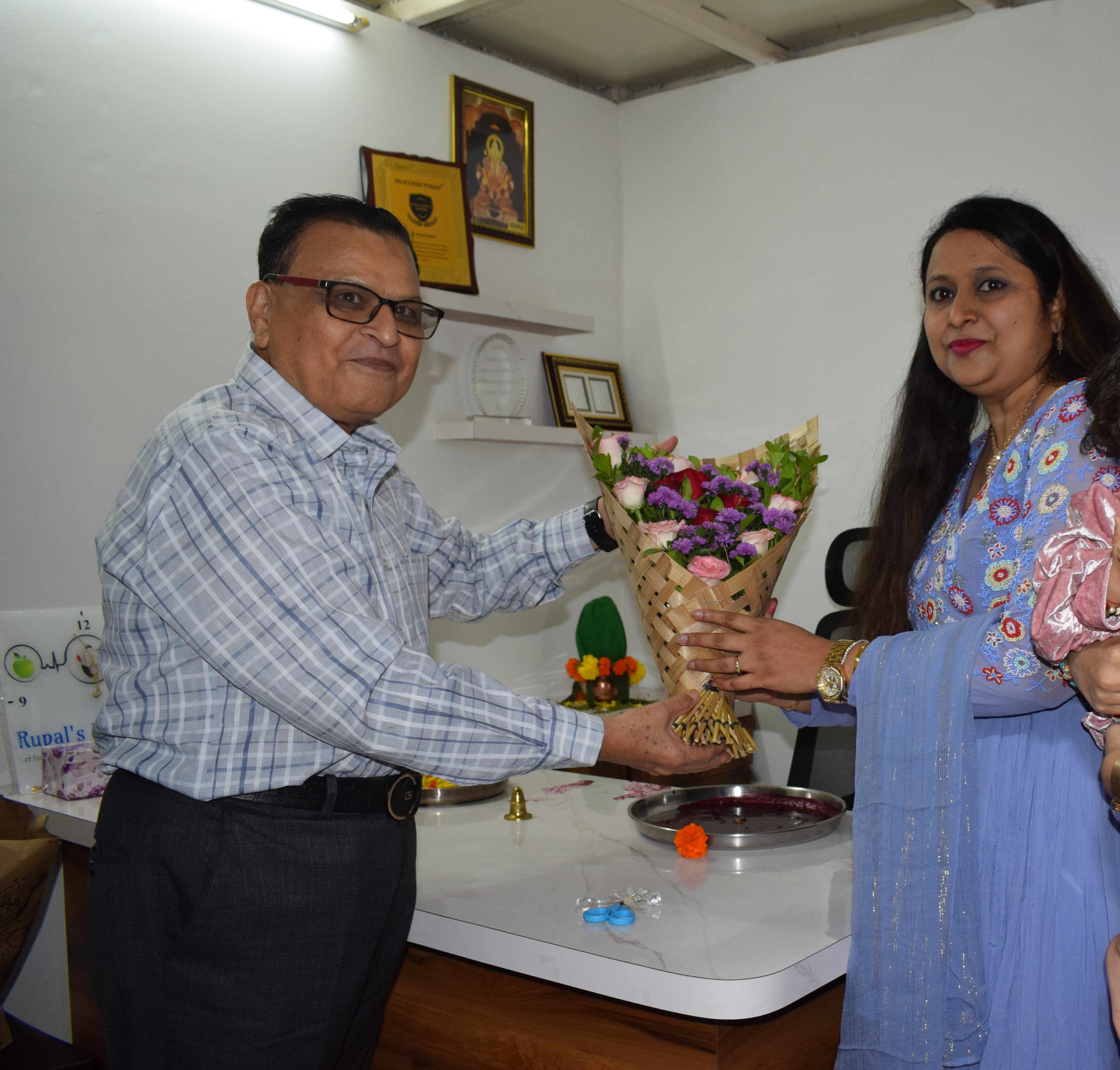 Dietitian Rupal Jasani with Dr. Khanna
